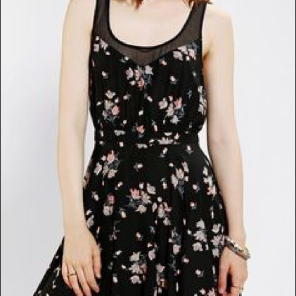 Kimchi Blue Chiffon-Inset Skater Dress